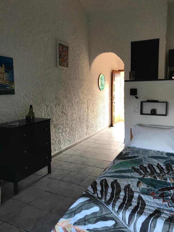 Le Clos Des Arbousiers Linguizzetta エクステリア 写真