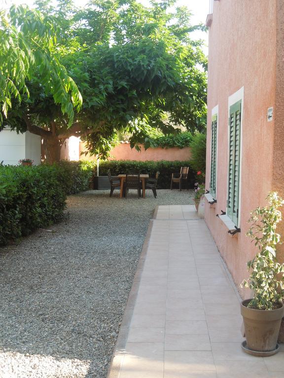 Le Clos Des Arbousiers Linguizzetta エクステリア 写真